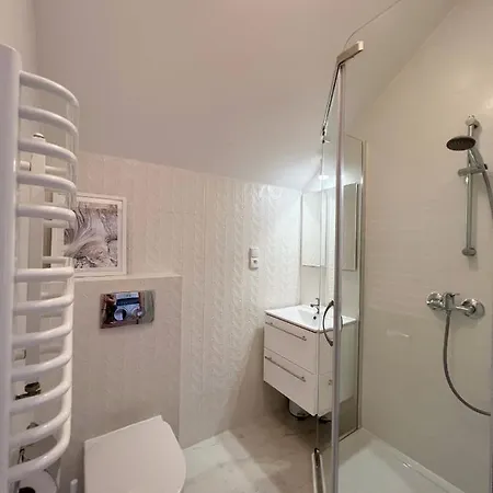 Privat bolig Dom Jaka *
